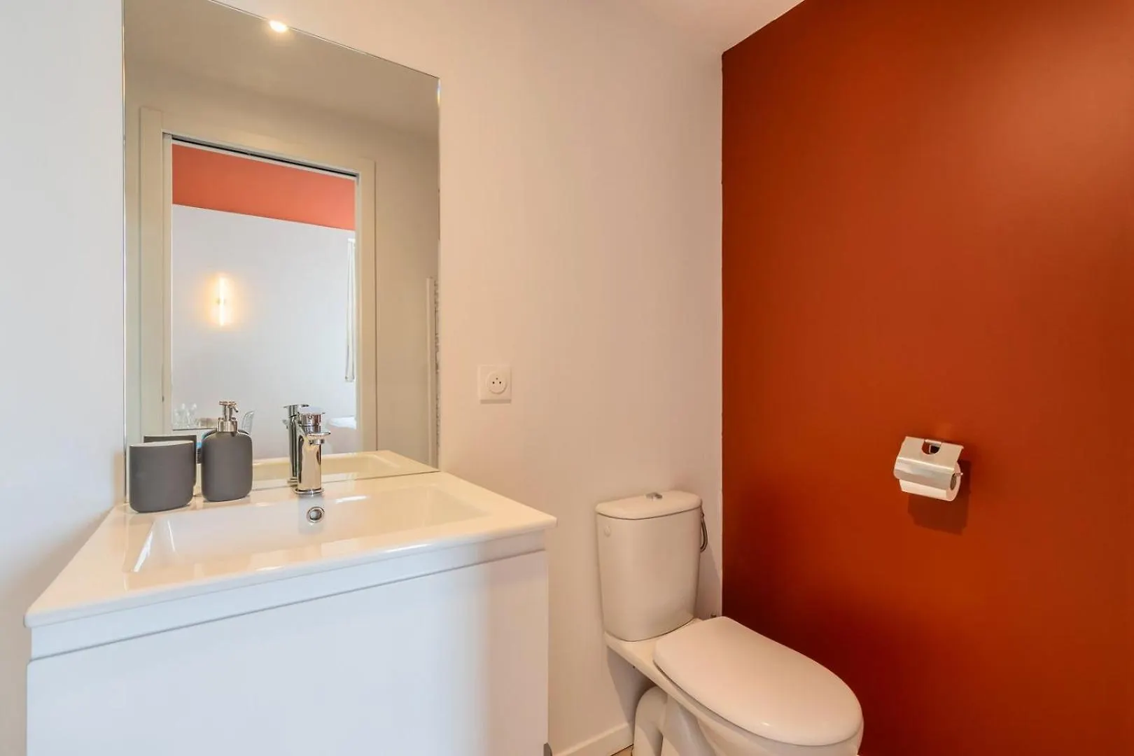 Studio Equipe Cote Cour, Parking Gratuit Villeneuve-d'Ascq Apartment