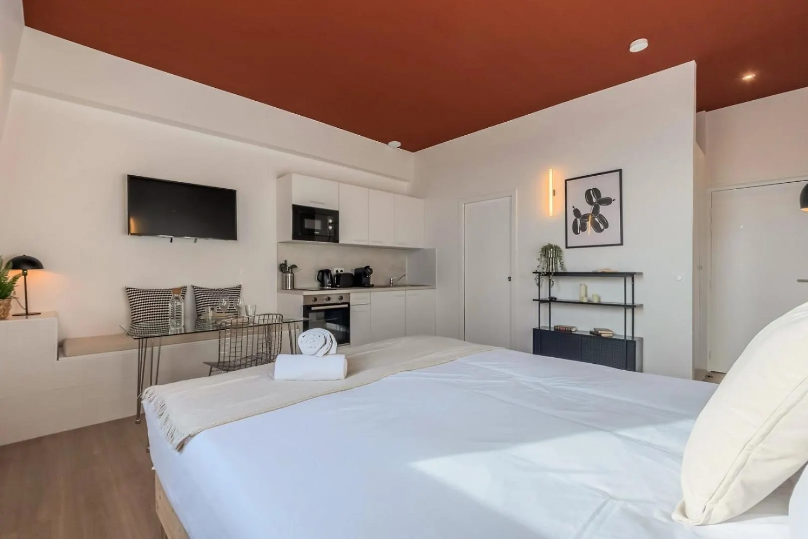 Studio Equipe Cote Cour, Parking Gratuit Villeneuve-d'Ascq 0*,  France